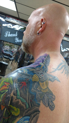 Body Piercing Shop «House Of Ink Tattoos», reviews and photos, 1000 N Rand Rd, Wauconda, IL 60084, USA