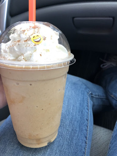 Coffee Shop «Le Boulevard», reviews and photos, 520 S Mooney Blvd, Visalia, CA 93277, USA