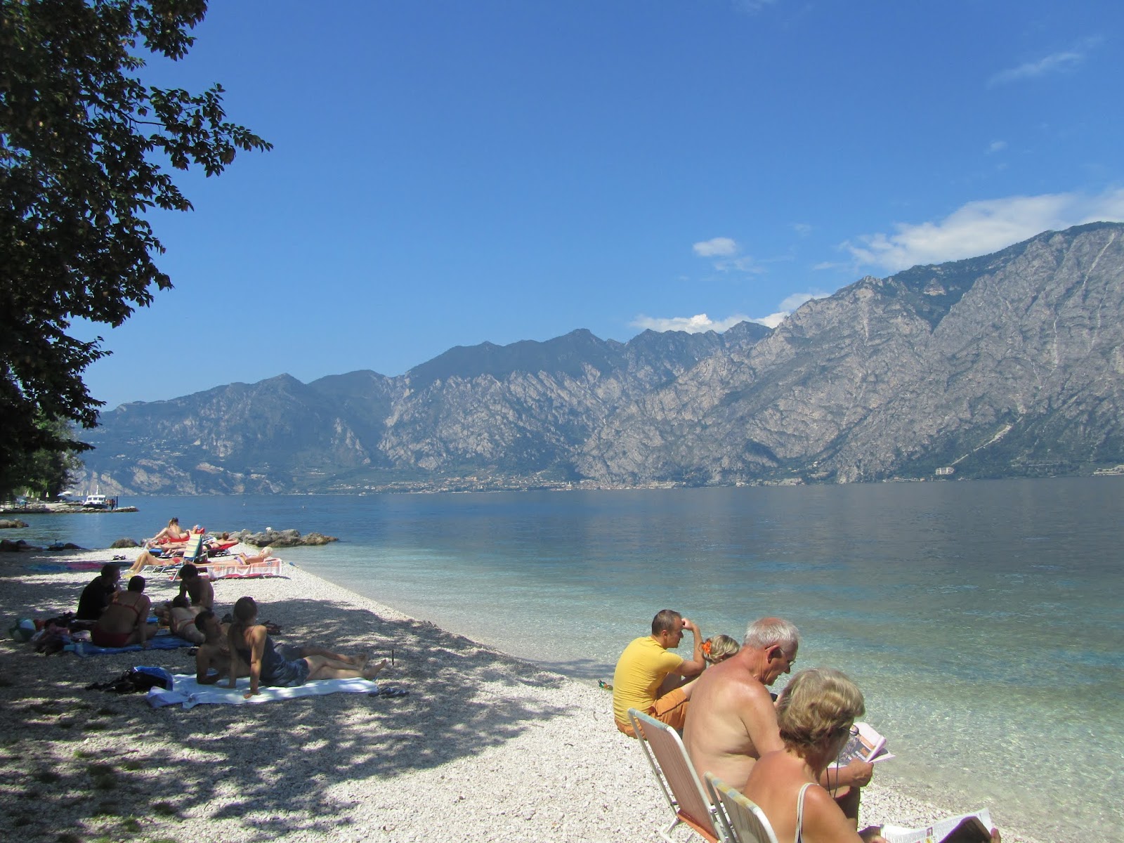 Photo of Spiaggia Baitone surrounded by mountains