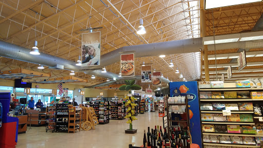 Grocery Store «Bales Cedar Mill Market Place», reviews and photos, 12675 NW Cornell Rd, Portland, OR 97229, USA