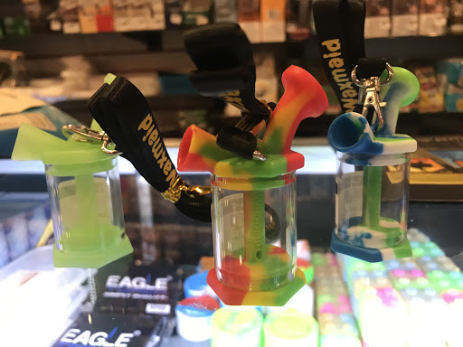 Tobacco Shop «Smoke N Chill Novelties», reviews and photos, 11150 Research Blvd #209, Austin, TX 78759, USA