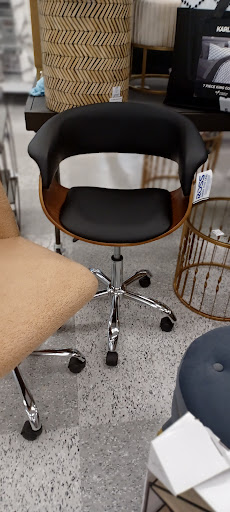 Clothing Store «Ross Dress for Less», reviews and photos, 1101 5th Ave, Hammond, IN 46320, USA