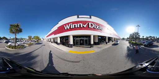 Grocery Store «Winn-Dixie», reviews and photos, 19167 S Dixie Hwy, Cutler Bay, FL 33157, USA