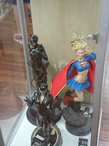 Comic Book Store «Coliseum of Comics Kissimmee», reviews and photos, 2511 Old Vineland Rd, Kissimmee, FL 34746, USA