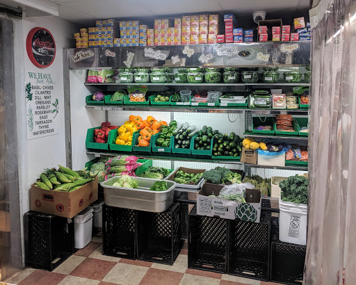 Grocery Store «Seaview Market Inc», reviews and photos, 20 Duneway Ave, Ocean Beach, NY 11770, USA