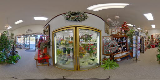 Florist «Country Living Florist & Fine Gifts», reviews and photos, 1309 11th St #105, Arcata, CA 95521, USA