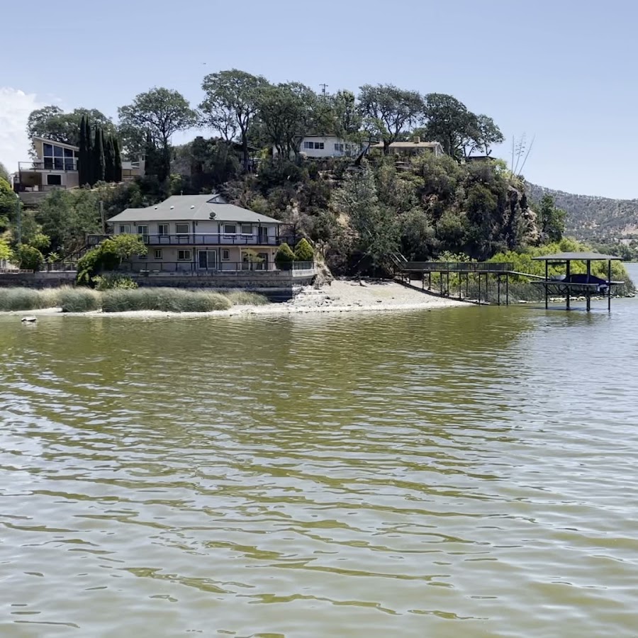 Clearlake Oaks Boat Launch