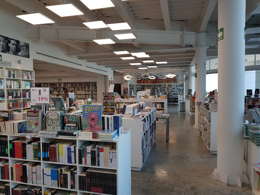 Librería José Emilio Pacheco del Fondo de cultura económico