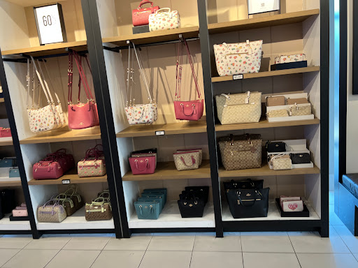 Store «Coach», reviews and photos, 45 N Arkansas Ave, Atlantic City, NJ 08401, USA