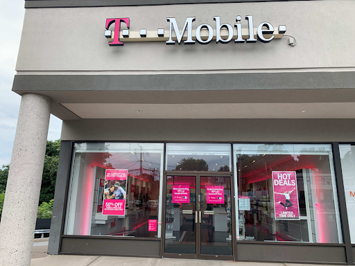 Cell Phone Store «T-Mobile», reviews and photos, 235 Main St, Norwalk, CT 06851, USA