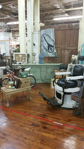 Antique Furniture Store «Jarfly Antique Market», reviews and photos, 47 Railroad Ave, Jefferson, GA 30549, USA