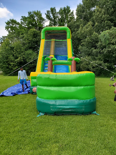 BRENT INFLATABLE (WATERSLIDES)