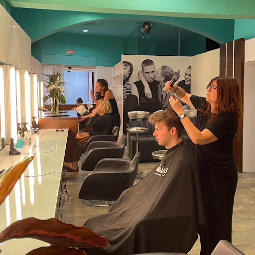 Peluquería Bot Hair en Barcelona, Barcelona