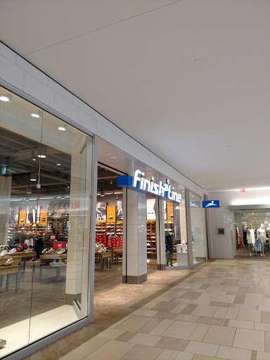 Shoe Store «Finish Line», reviews and photos, 12341 Wayzata Blvd, Hopkins, MN 55305, USA