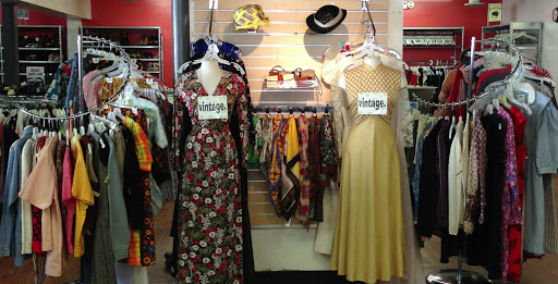 Used Clothing Store «Buffalo Exchange Tempe», reviews and photos, 227 W University Dr, Tempe, AZ 85281, USA