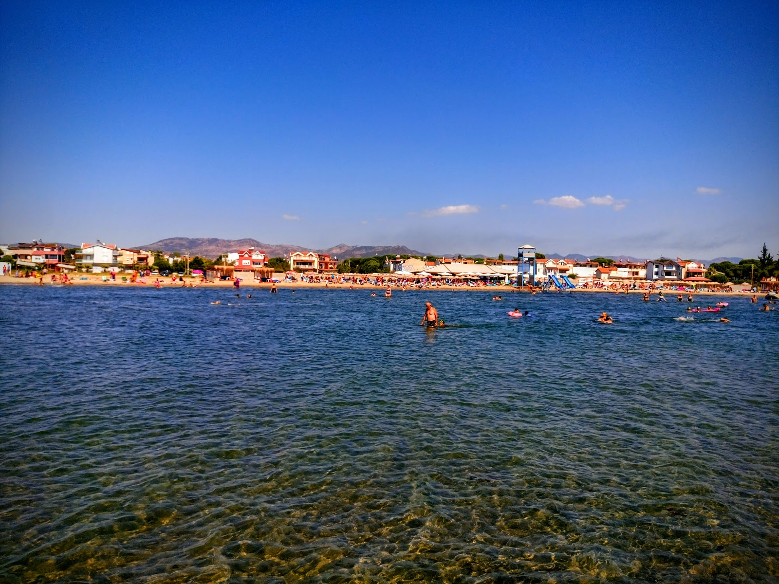 Fotografija Aquarium beach z dolga ravna obala