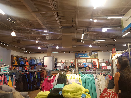 Sportswear Store «Columbia Sportswear Outlet Store at Premium Outlets in Orlando», reviews and photos, 4971 International Dr, Orlando, FL 32819, USA