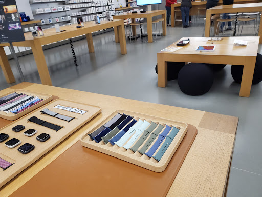 Computer Store «Apple Lynnhaven Mall», reviews and photos, 701 Lynnhaven Pkwy, Virginia Beach, VA 23452, USA