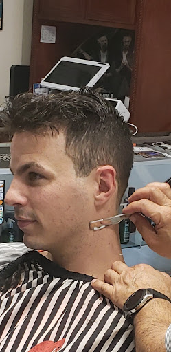 Barber Shop «48th Street Barber Shop», reviews and photos, 4747 E Thomas Rd # A, Phoenix, AZ 85018, USA