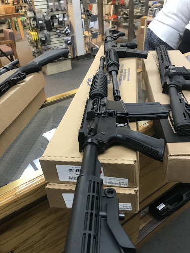 Gun Shop «Wyoming Guns», reviews and photos, 5987 S Suncoast Blvd, Homosassa, FL 34446, USA