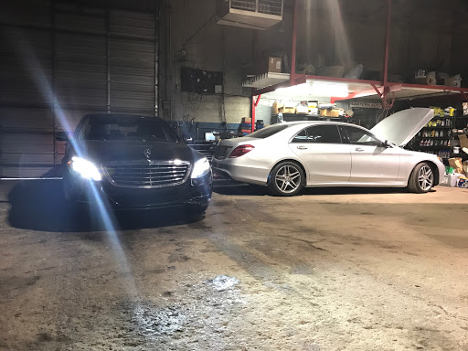 Auto Repair Shop «Eastern Auto Company», reviews and photos, 26350 W 8 Mile Rd, Southfield, MI 48033, USA