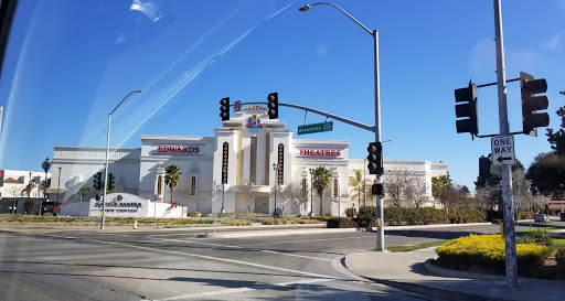 Movie Theater «Edwards Santa Maria 14 & RPX», reviews and photos, 100 Town Center E, Santa Maria, CA 93454, USA