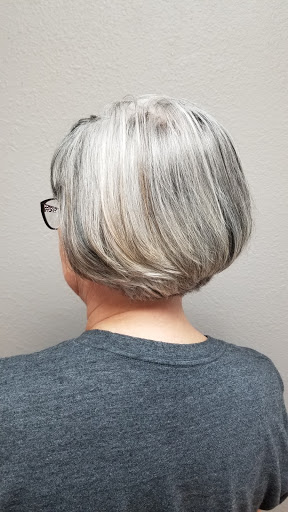 Beauty Salon «Crissy Hair Salon», reviews and photos, 406 E Bloomingdale Ave, Brandon, FL 33511, USA