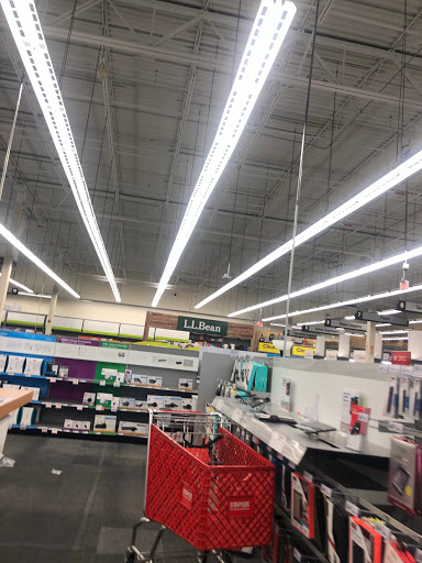 Office Supply Store «Staples», reviews and photos, 1075 N Main St, Warrington, PA 18976, USA