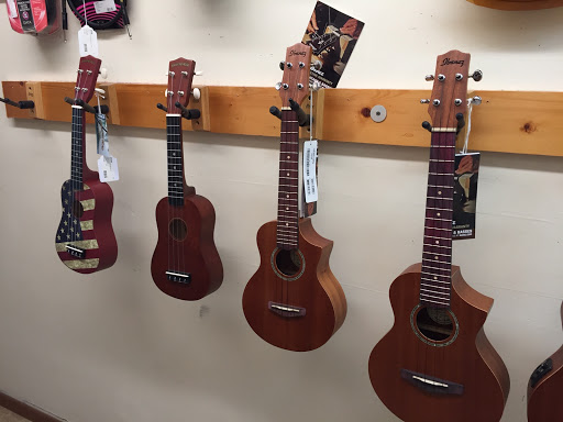 Jewelry Store «Treasure Coast Jewelers-Music», reviews and photos, 1126 21st St, Vero Beach, FL 32960, USA