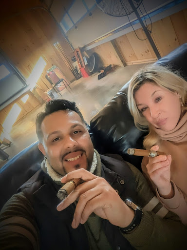 Cigar Shop «Osi Tobacco», reviews and photos, 4836 Hills and Dales Rd NW, Canton, OH 44708, USA