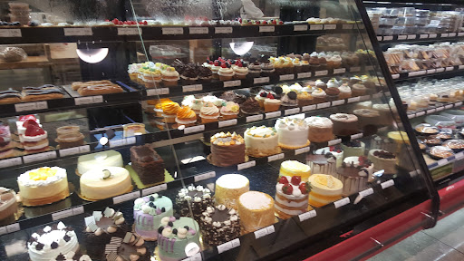 Grocery Store «Whole Foods Market», reviews and photos, 1845 Palm Beach Lakes Blvd, West Palm Beach, FL 33401, USA