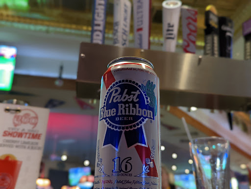 Sports Bar «Brass Rail Sports Bar, Restaurant & Pool Hall», reviews and photos, 4940 NE 81st St, Kansas City, MO 64119, USA