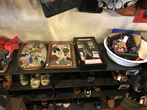 Consignment Shop «The Attic Bethlehem», reviews and photos, 516 Main St, Bethlehem, PA 18018, USA