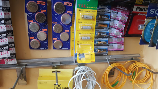 محل اكترونيات ودشات ورسيفرات وسوني بلاستيشن 