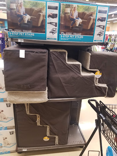 Pet Supply Store «Petco Animal Supplies», reviews and photos, 2450 Monarch Dr #105, Laredo, TX 78045, USA