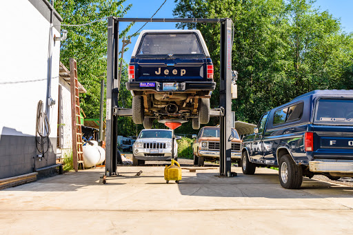 Auto Repair Shop «Olalla Services», reviews and photos, 5868 SE Burley Olalla Rd, Olalla, WA 98359, USA