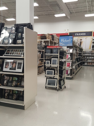 Craft Store «Michaels», reviews and photos, 17 Mystic View Rd, Everett, MA 02149, USA