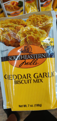 Grocery Store «The Hometown Market», reviews and photos, 401 Plaza Dr, Eustis, FL 32726, USA