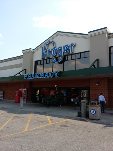 Grocery Store «Kroger», reviews and photos, 1300 Anderson County Ems Rd, Lawrenceburg, KY 40342, USA