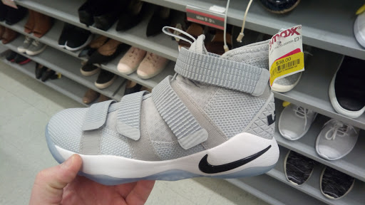 Department Store «T.J. Maxx», reviews and photos, 711 Southbridge St, Auburn, MA 01501, USA