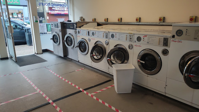 Reviews of Queens Road Launderette in Watford - Laundry service