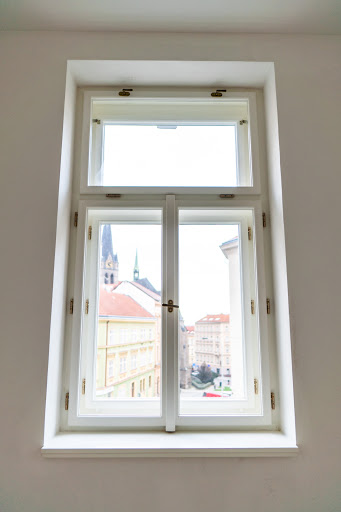 CREATIVE okna-dveře s.r.o.