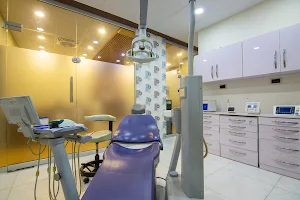 Dr. Asif Qureshi Ace dental & Implant Centre image