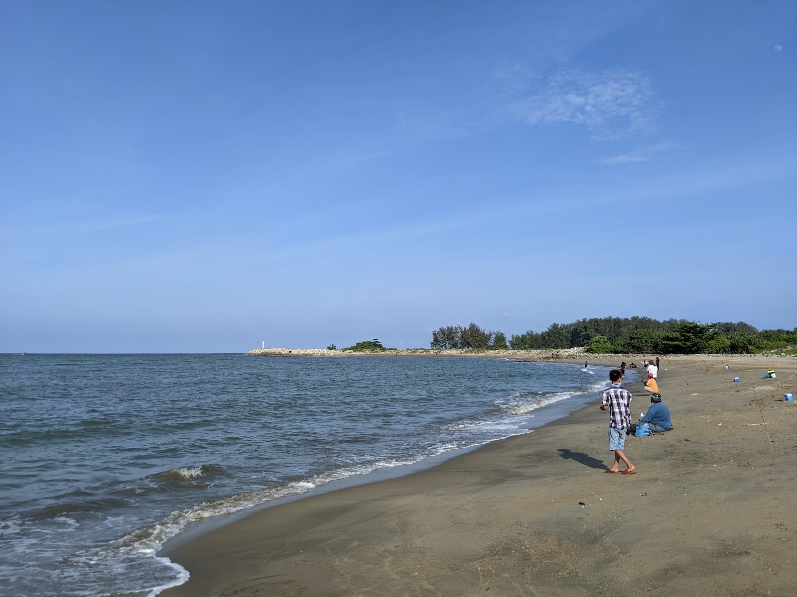 Photo de Nusuk Beach avec un niveau de propreté de partiellement propre