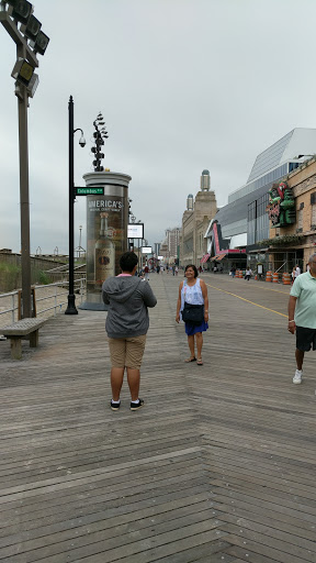 Hotel «Caesars Atlantic City», reviews and photos, 2100 Pacific Ave, Atlantic City, NJ 08401, USA