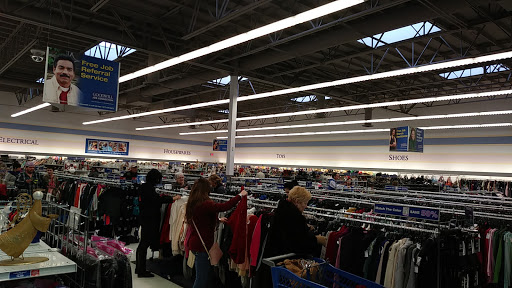 Clothing Store «Goodwill», reviews and photos