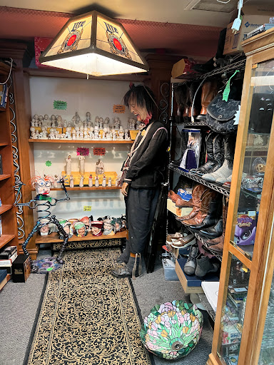 Thrift Store «Endless Deals», reviews and photos, 405 E Main St, Luray, VA 22835, USA