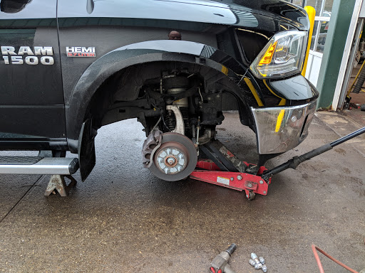 Tire Shop «Sullivan Tire & Auto Service», reviews and photos, 475 Boston Post Rd, Sudbury, MA 01776, USA