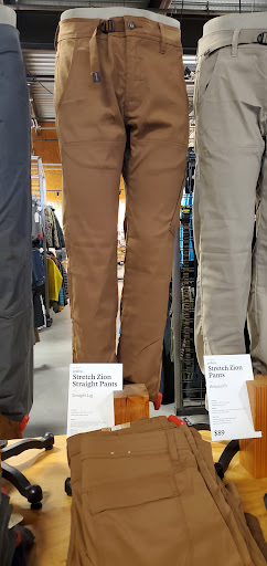 Camping Store «REI», reviews and photos, 7777 Edinger Ave #138, Huntington Beach, CA 92647, USA