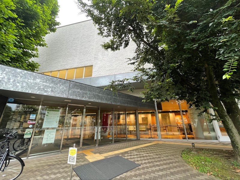 東京都立多摩図書館